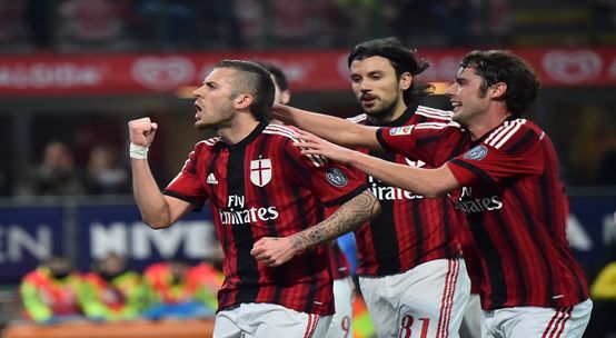  AC米兰绝杀拉齐奥稳居前三  