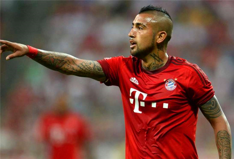  AC米兰新星闪耀独造三球屠乌迪内斯  